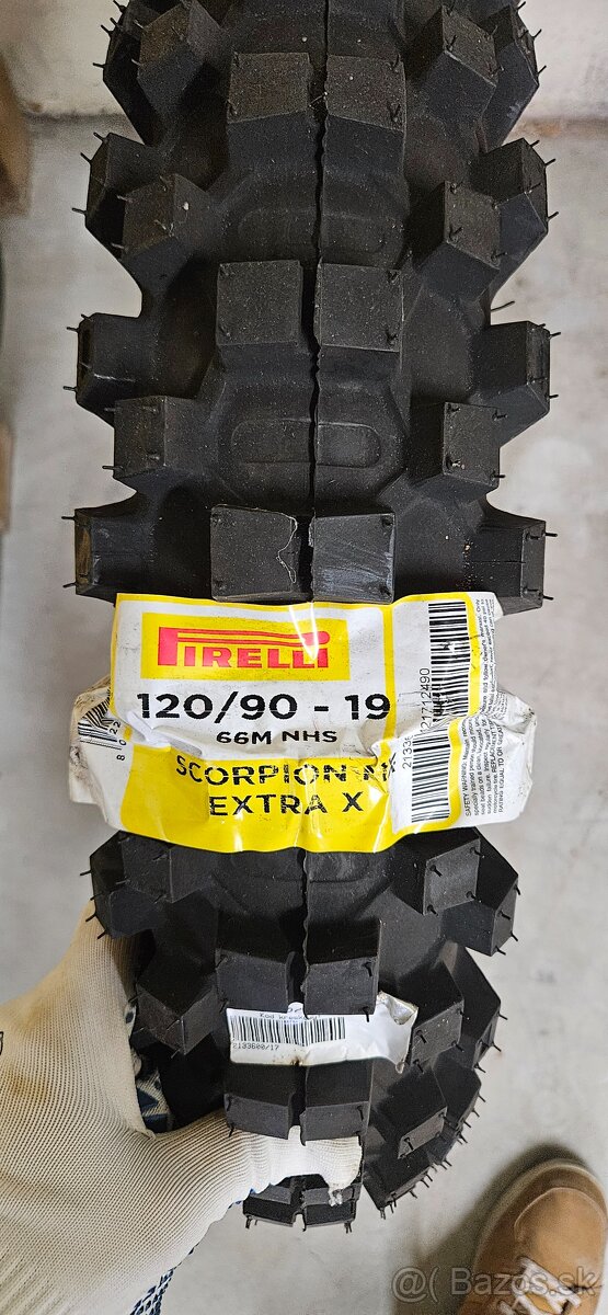 Pneu drapak guma 19 pirelli