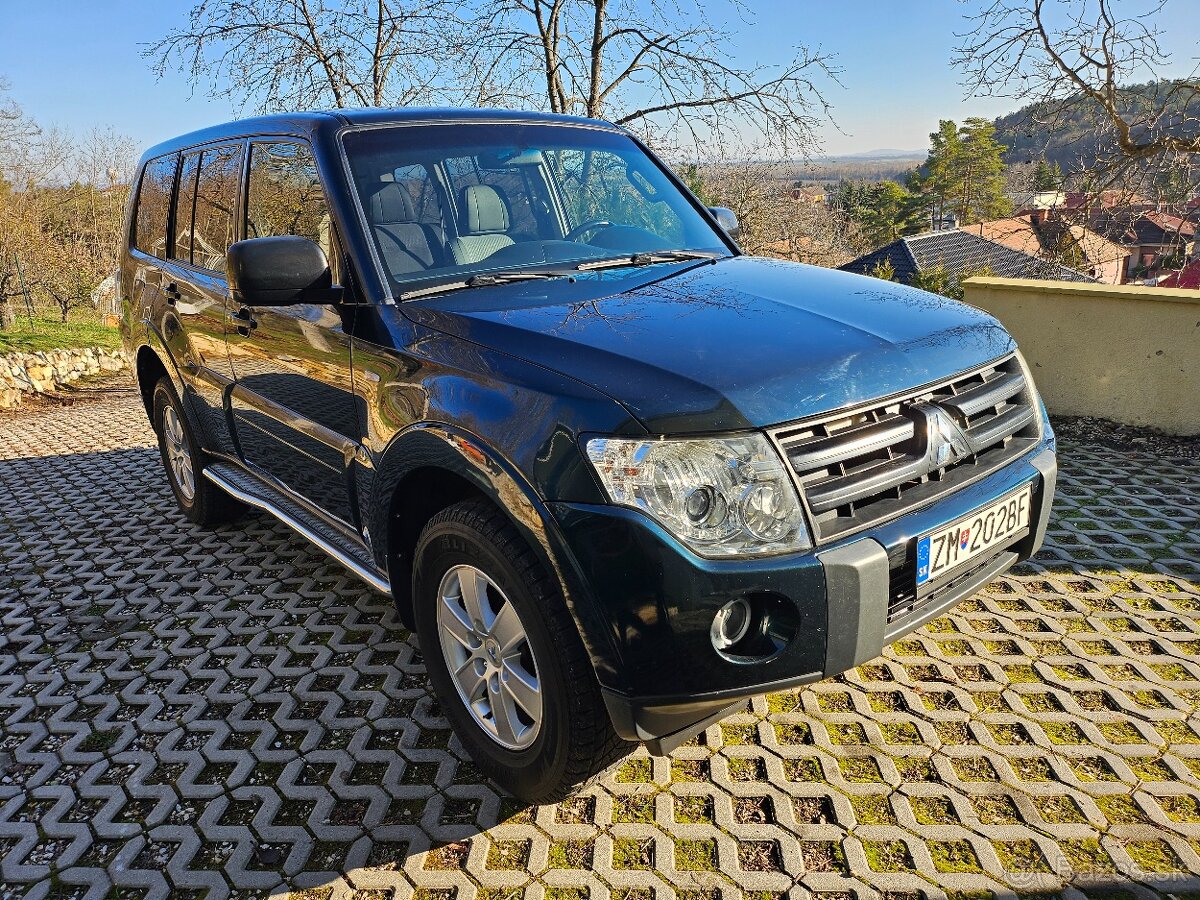 Predám Mitsubishi Pajero 3.2DID 118kw