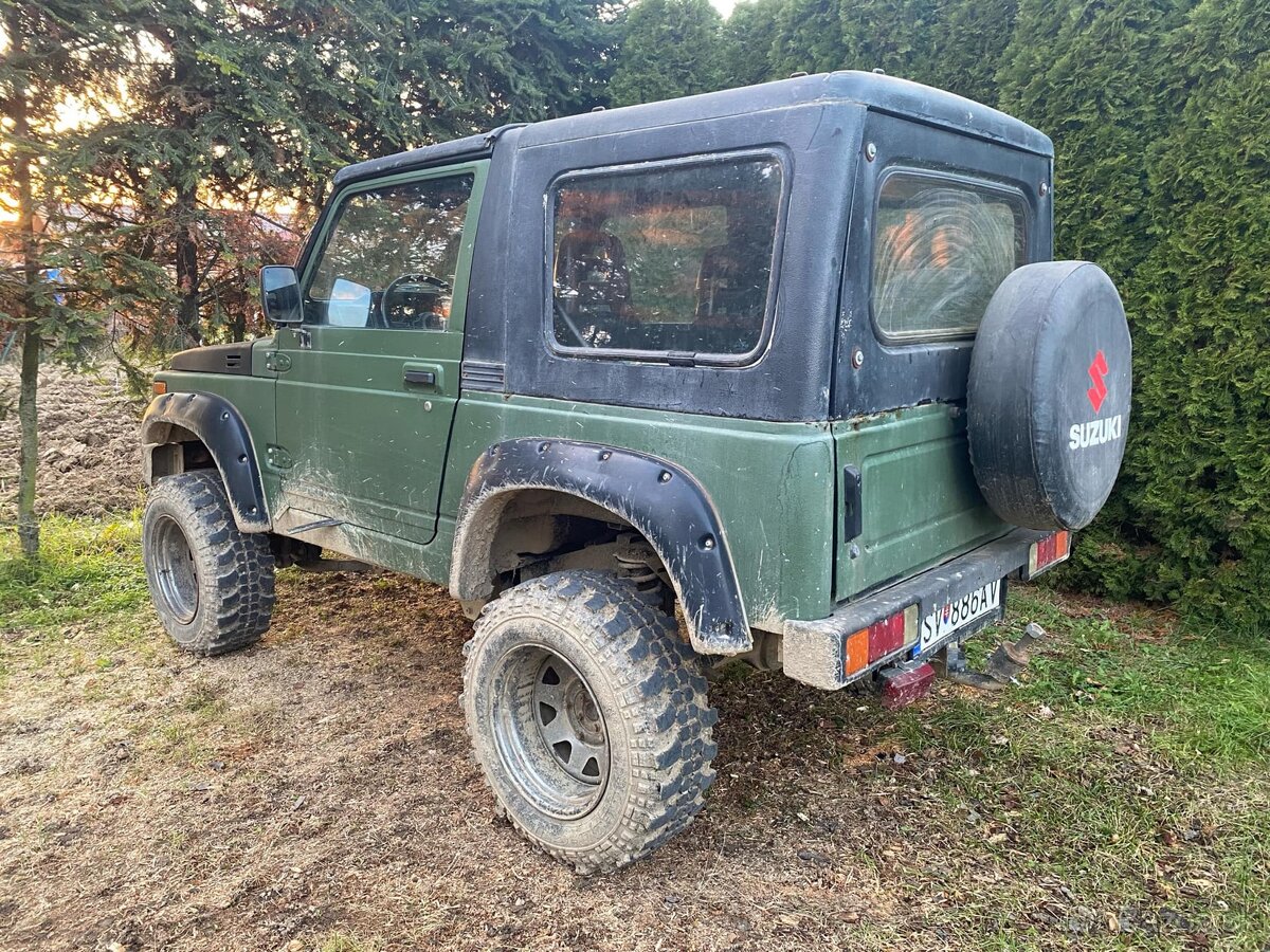 Suzuki Samurai