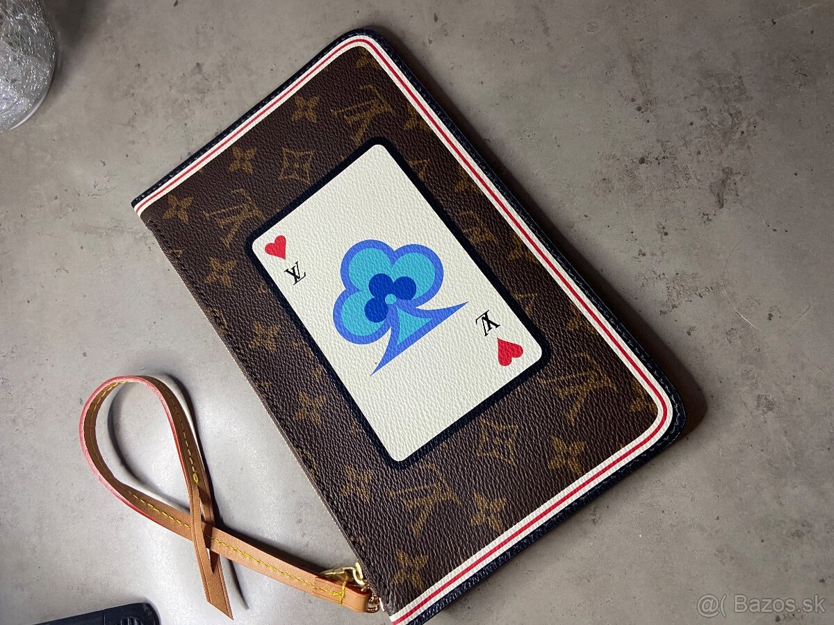 Psaníčko z Neverfull Louis Vuitton,kolekce Game On