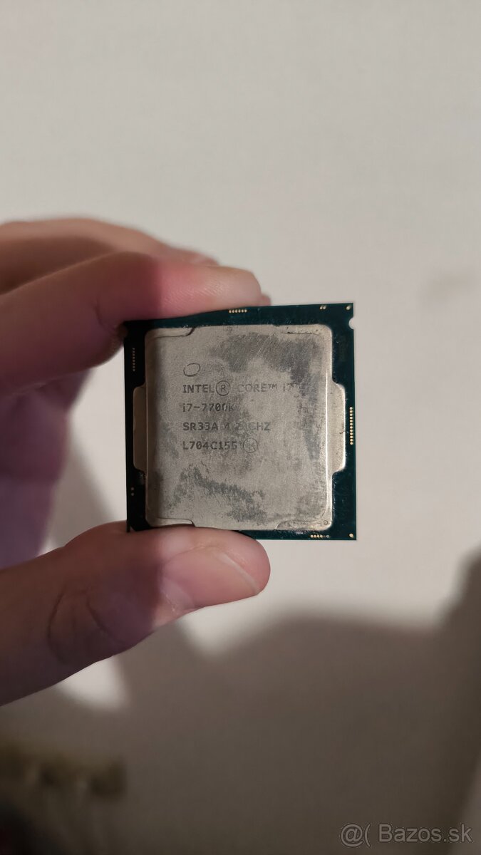 Intel Core i7-7700K po Delide