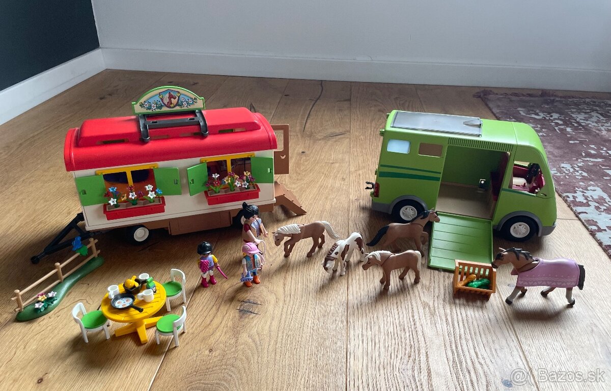 Playmobil karavan a auto