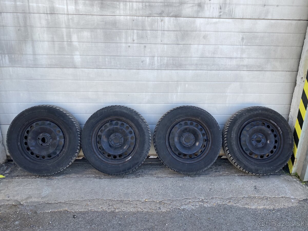 5x112, 215 65 r17, puklice Skoda