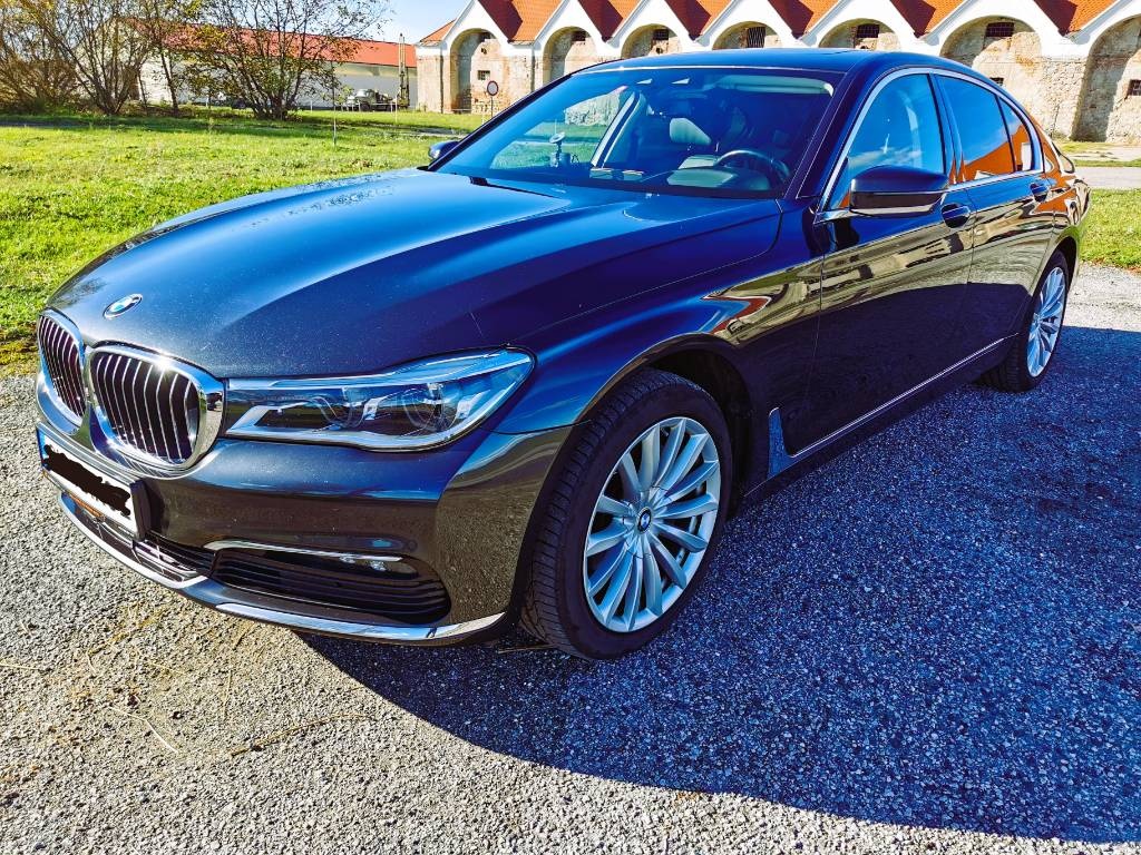 BMW Rad 7 730d A/T