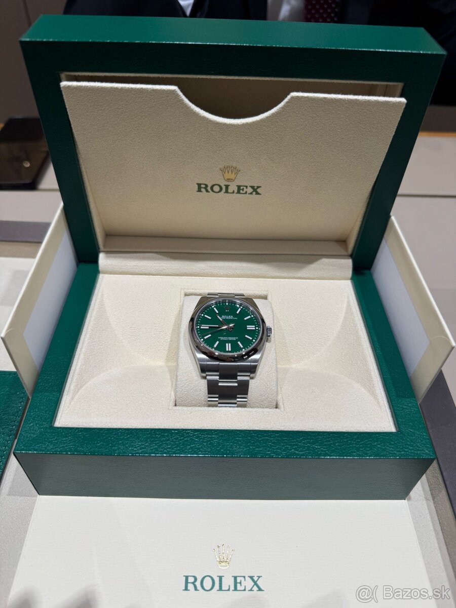 Rolex oyster perpetual 41 green