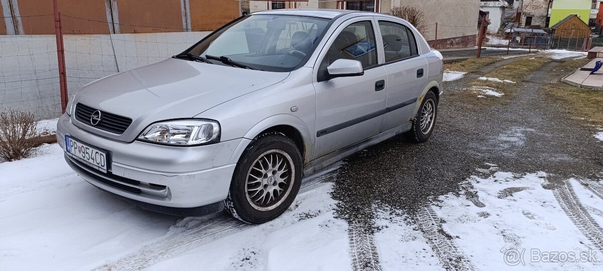 Opel astra