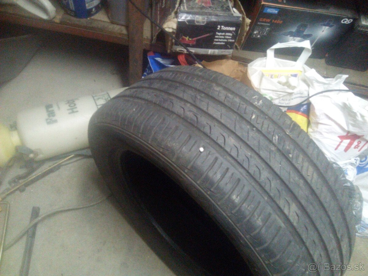 Predám letné pneumatiky Barum 235/55 R 18 V