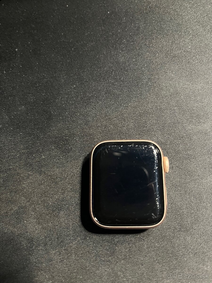 Apple Watch 5 40mm gold