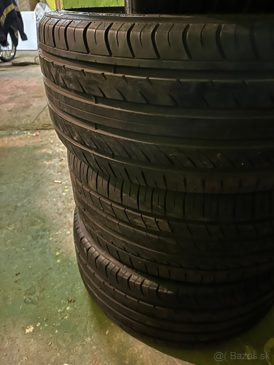 Pneu 235/35 r19