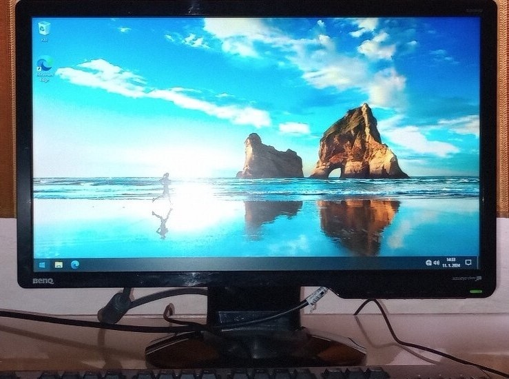 PM LCD MONITOR BENQ 20" AKO NOVY