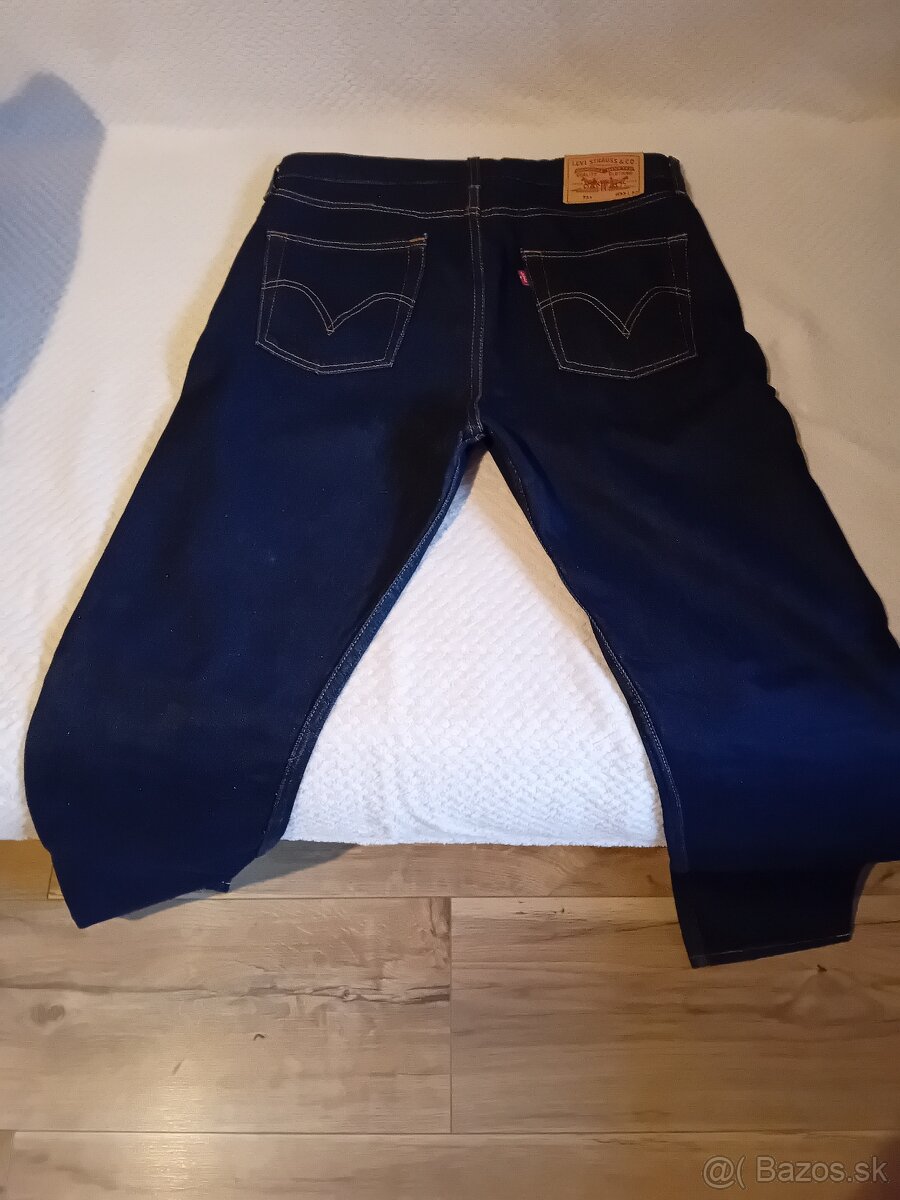 Levis Strauss 751