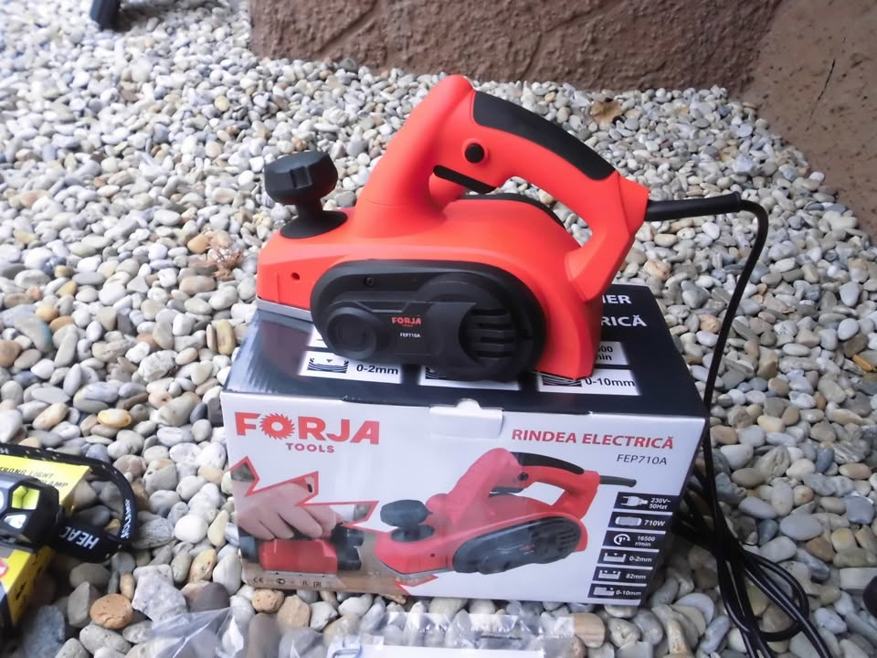 Elektricky hoblik ,vykon 710 W Forja Tools