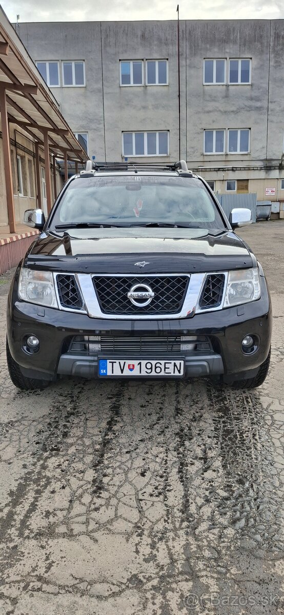 NISSAN NAVARA D40-3L V6