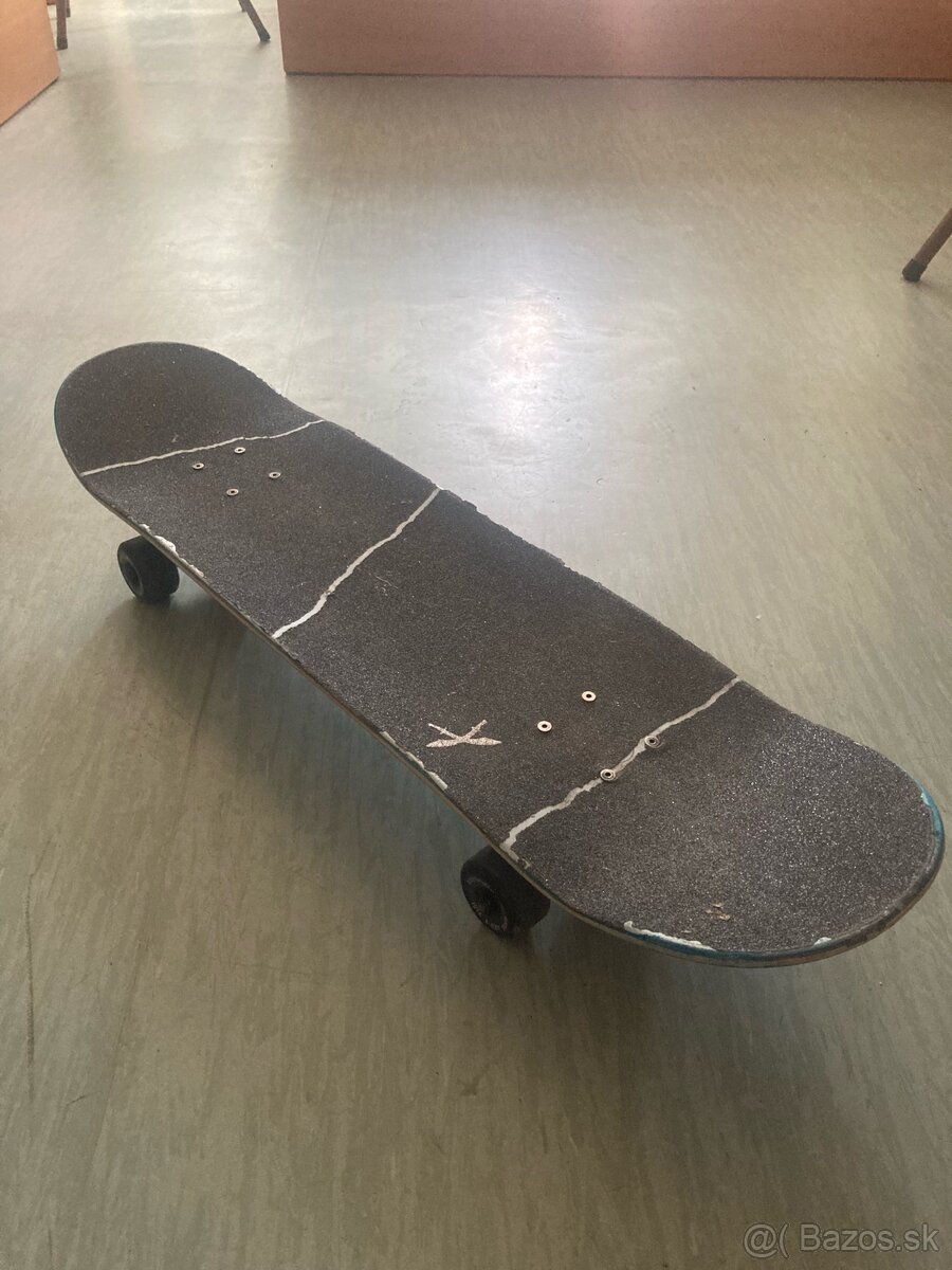 Skateboard