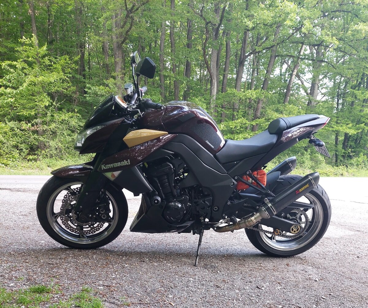 Kawasaki Z1000