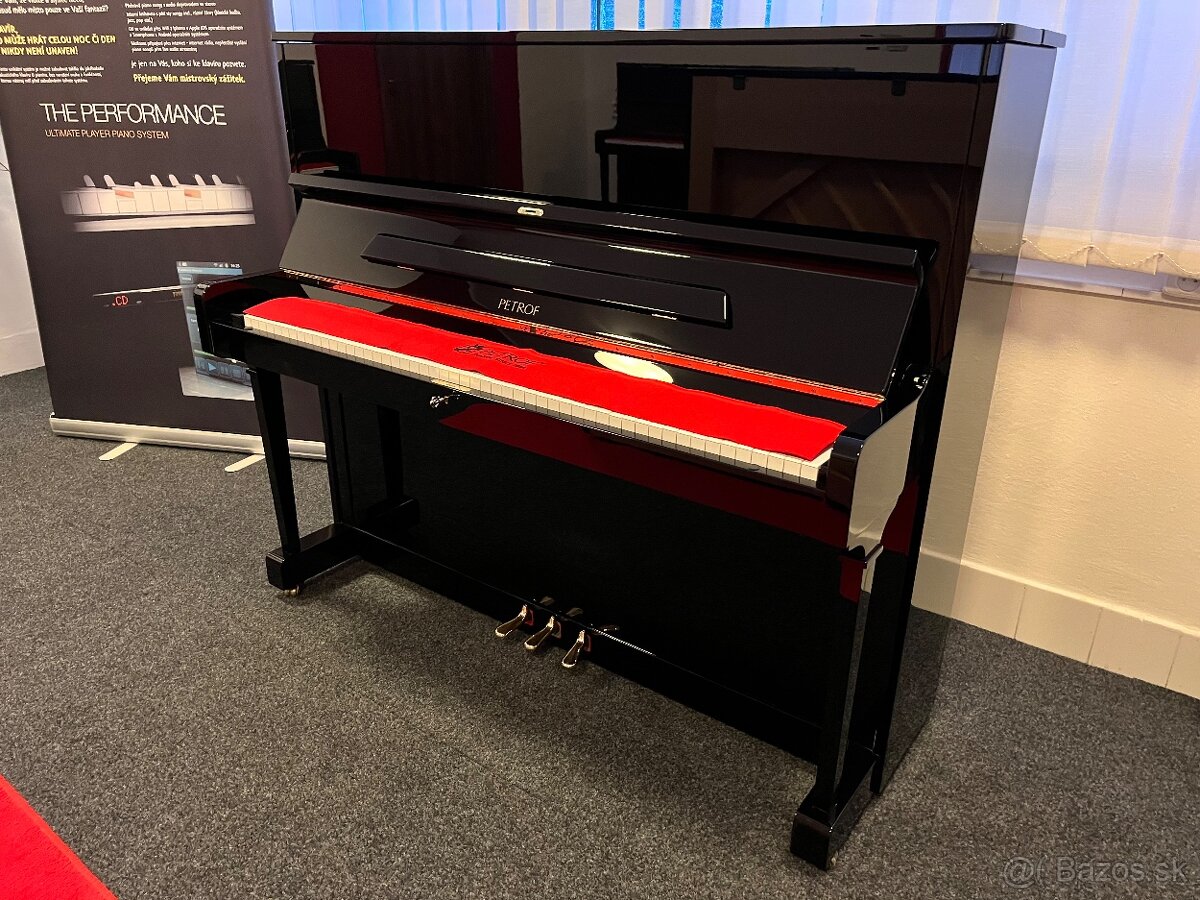 Koncertní pianino Petrof model 125 III C.r.v.2000