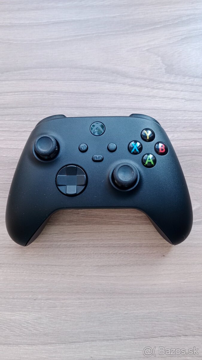 Ovladač Xbox series/one. Carbon Black.