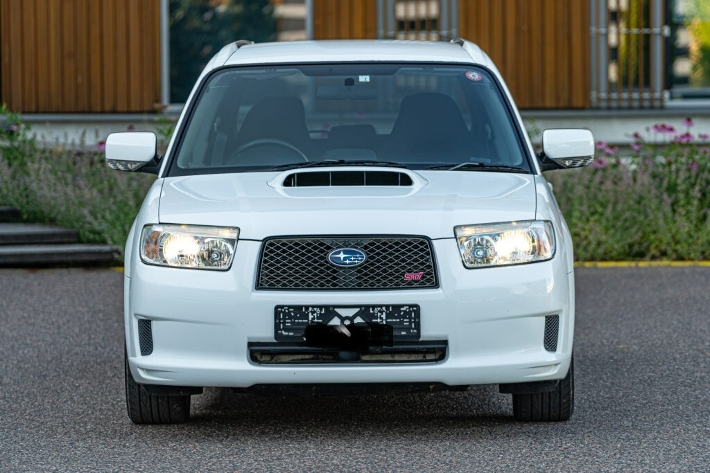 Subaru Forester STi JDM 2006 biely RHD, rarita, pekný, bez h