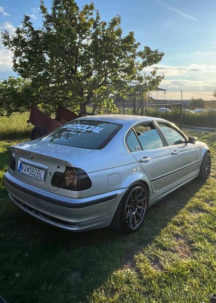 BMW 330D E46