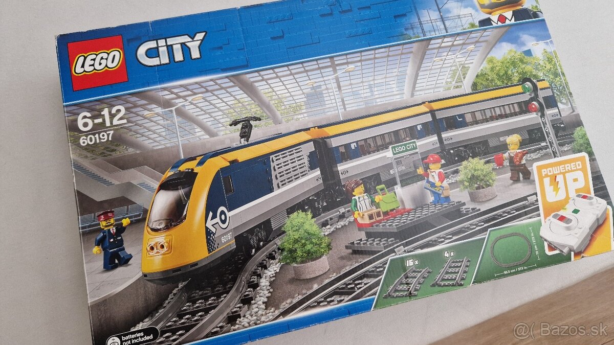 Lego city vlak 60197