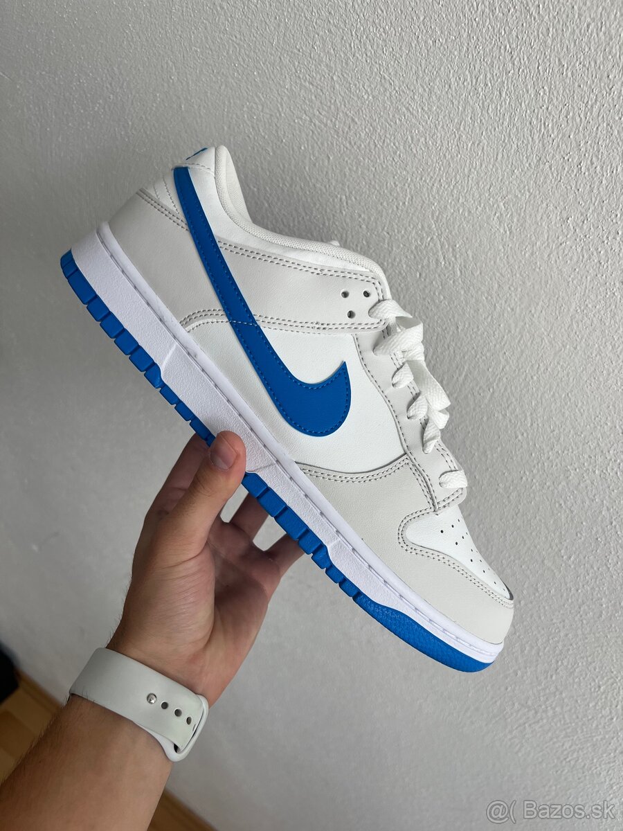 Nike Dunk Low Summit White