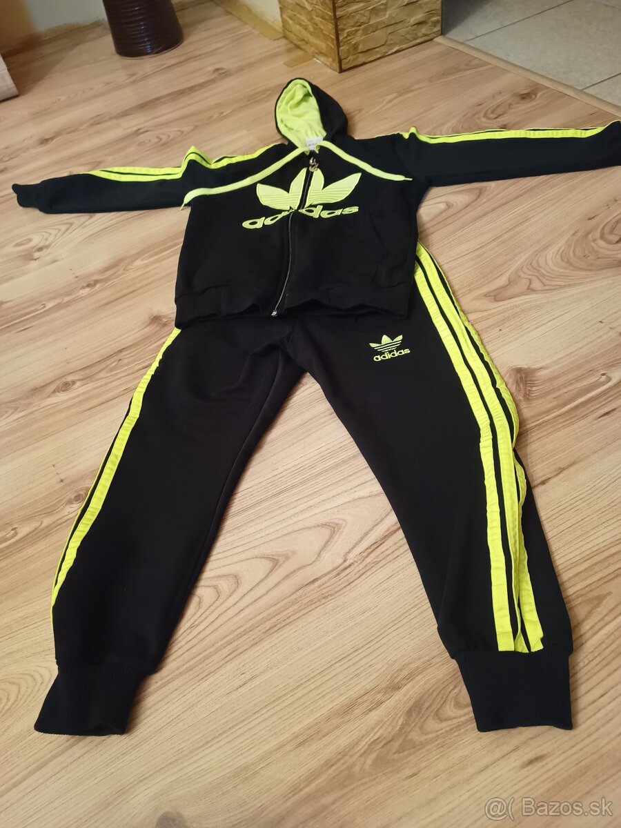 Chlapčenská súprava veľkosť 128 adidas