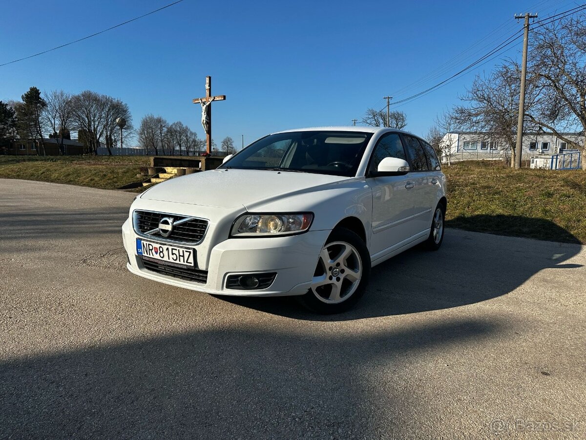 Volvo V50 D2