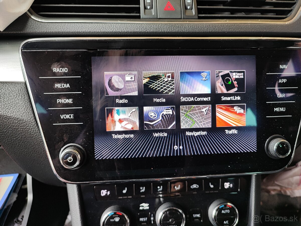 Rádio navigácia Škoda Superb 3 veľké Top