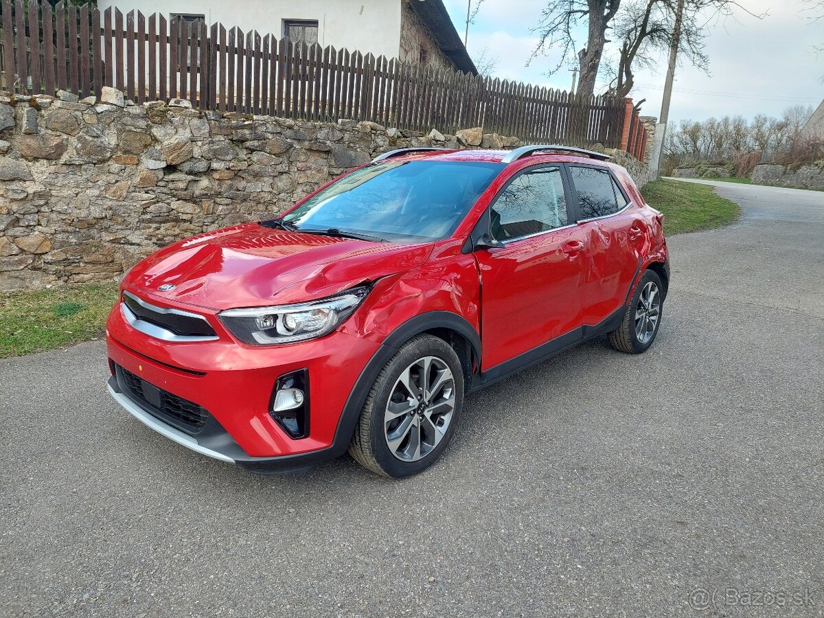 Kia Stonic 1.6 CRDi , max výbava, 80.516 km