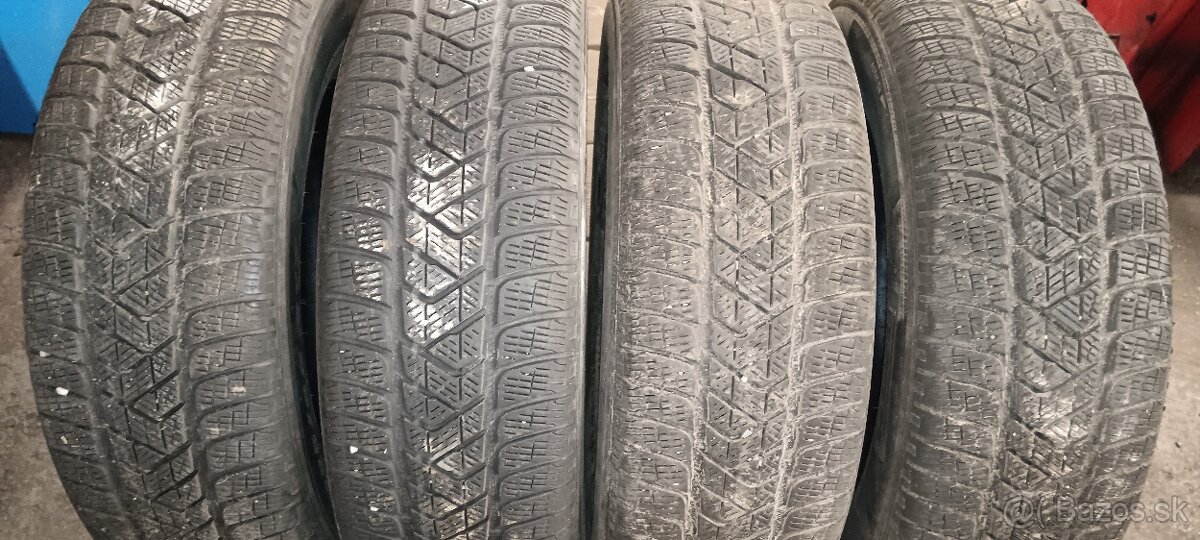 Pirelli Winter 225 /65R17