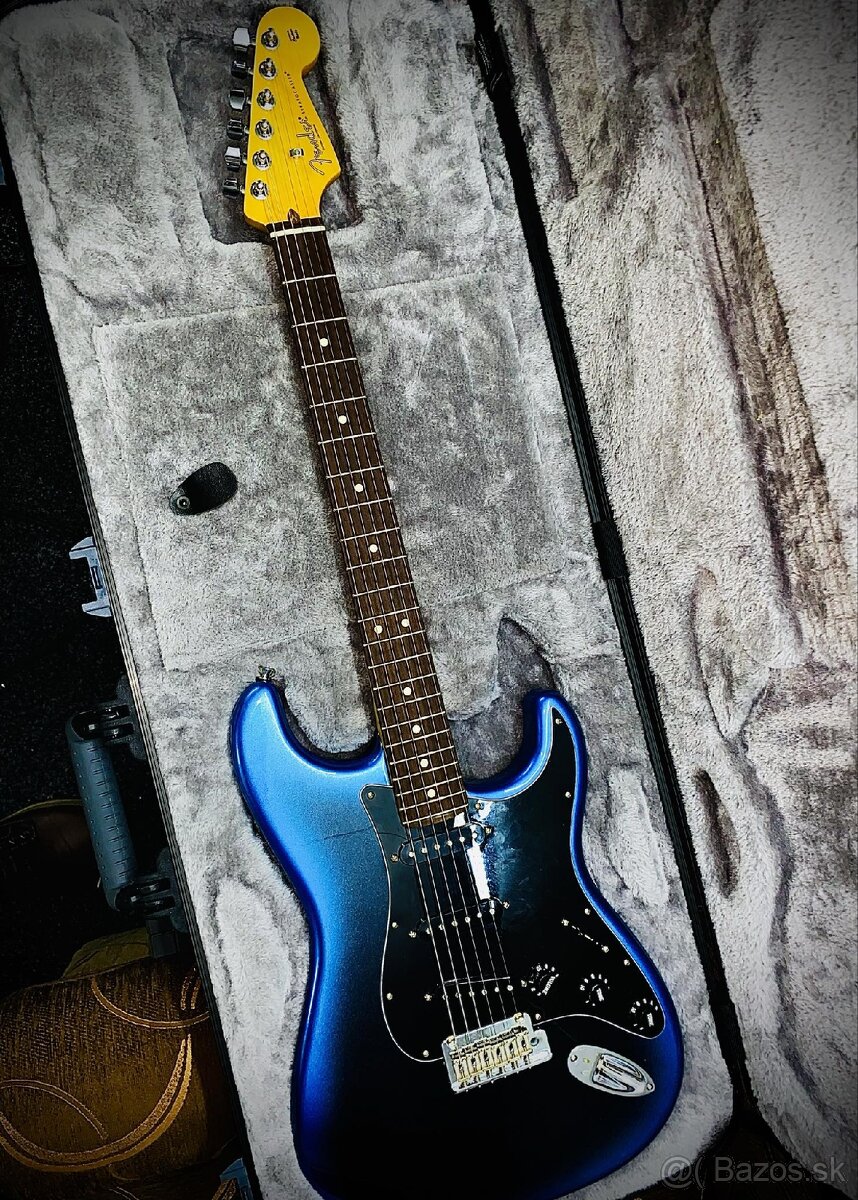 Fender American Profesoinal ll-MN Dark Night