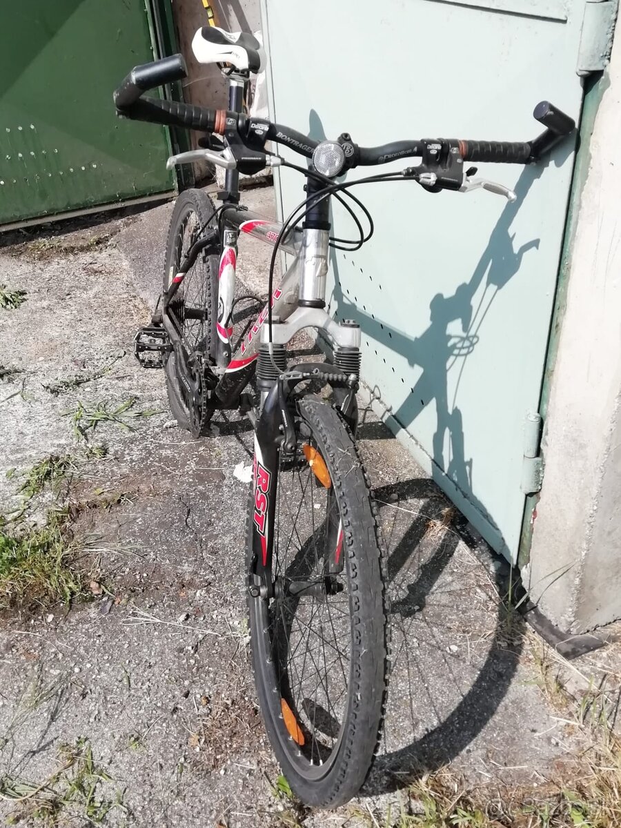 Horský bicykel pánsky značky TREK.