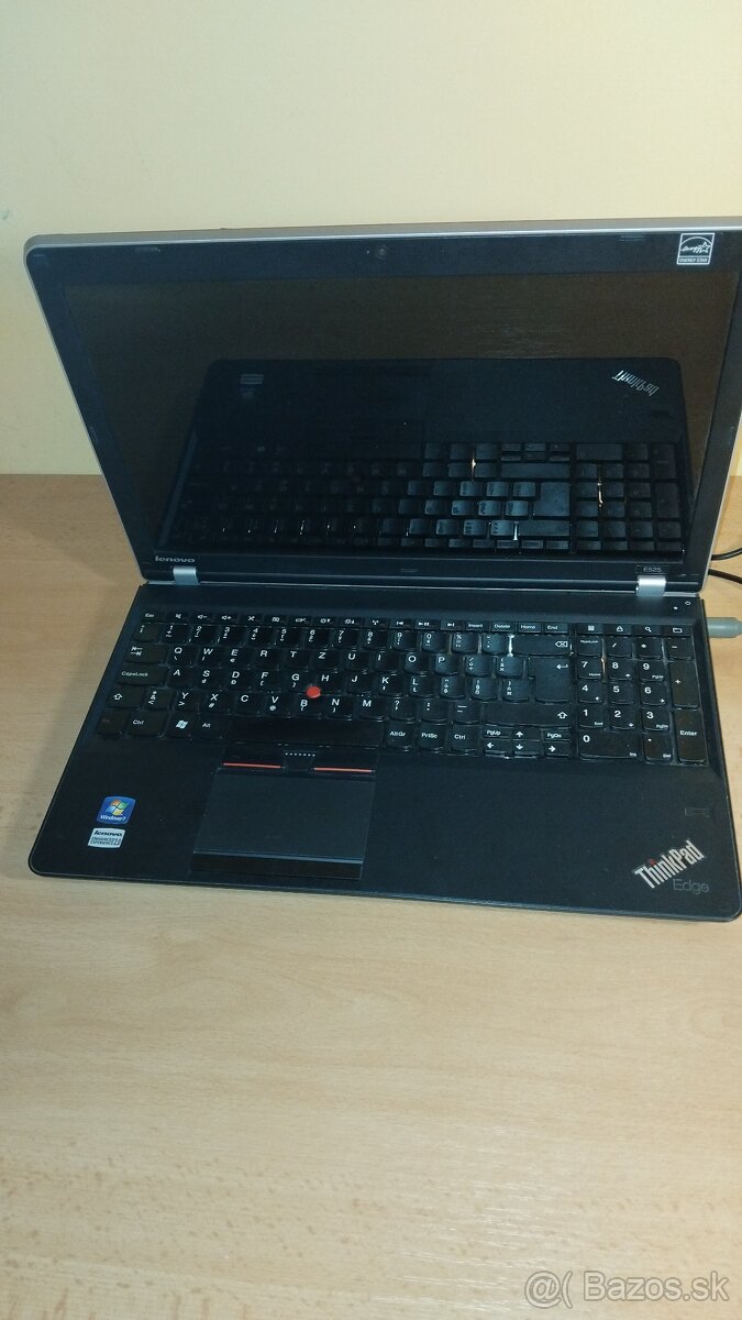 Lenovo ThinkPad Edge E525 na náhradné diely.