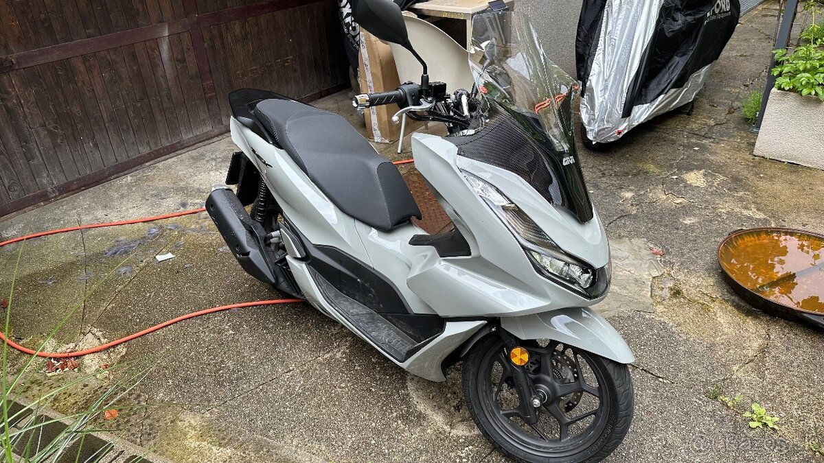 Honda PCX