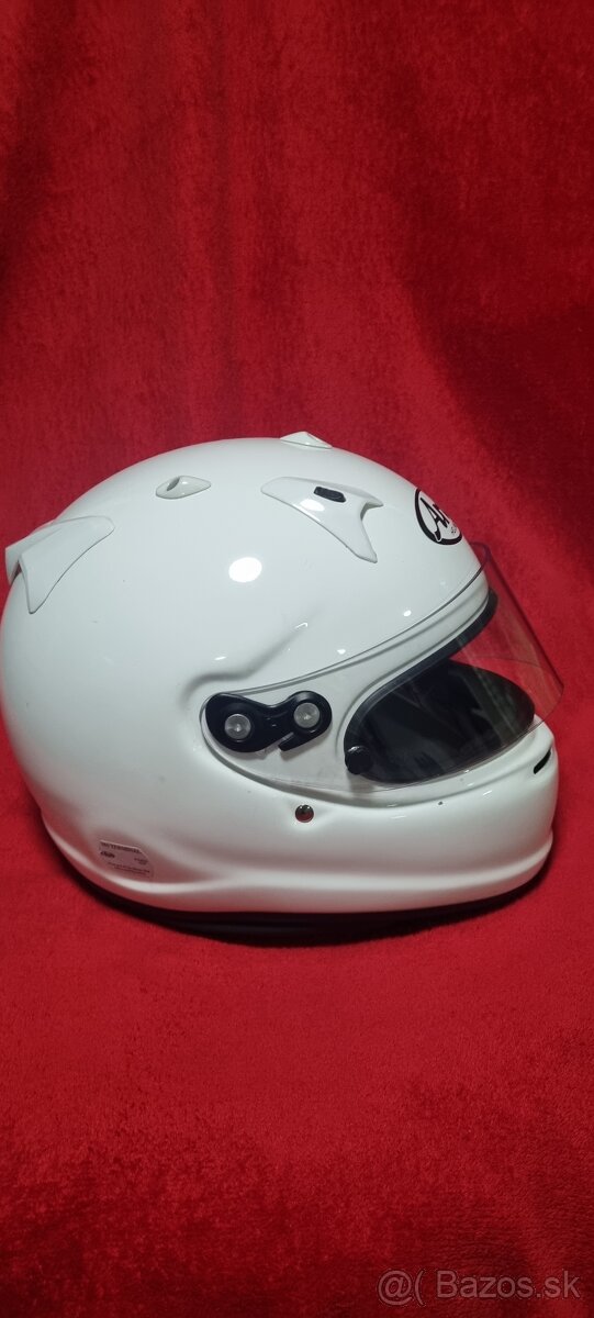 ARAI GP 7 FRP, Automobilová prilba