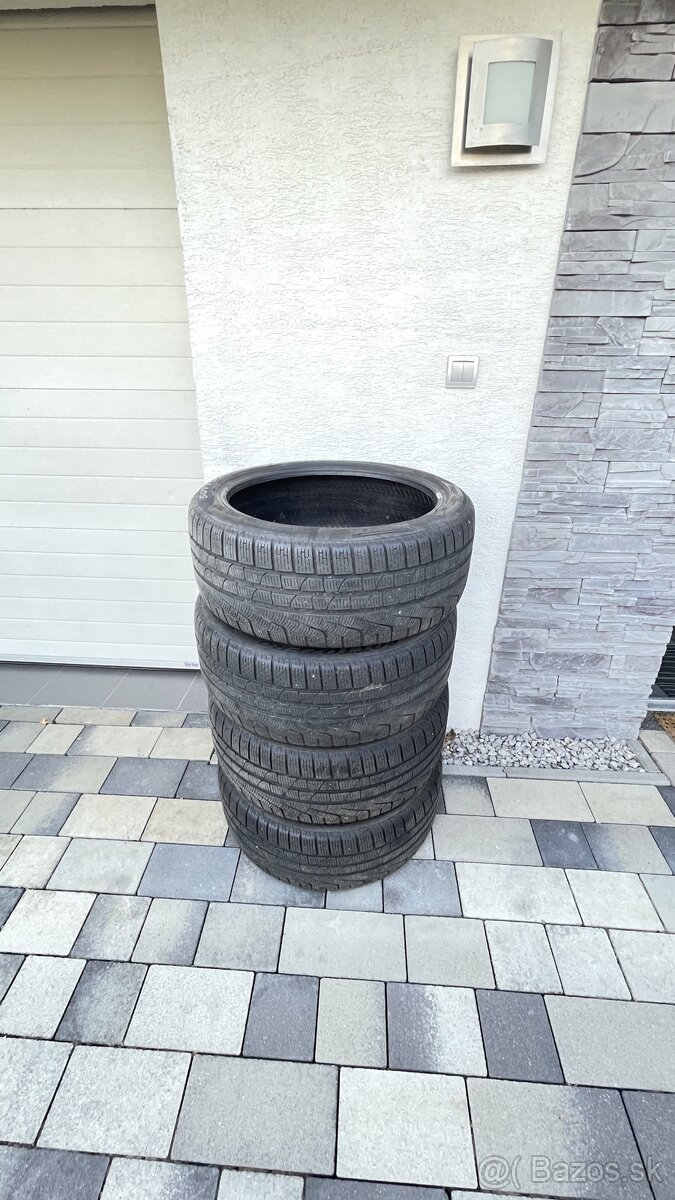 Zimne 235/40 R19