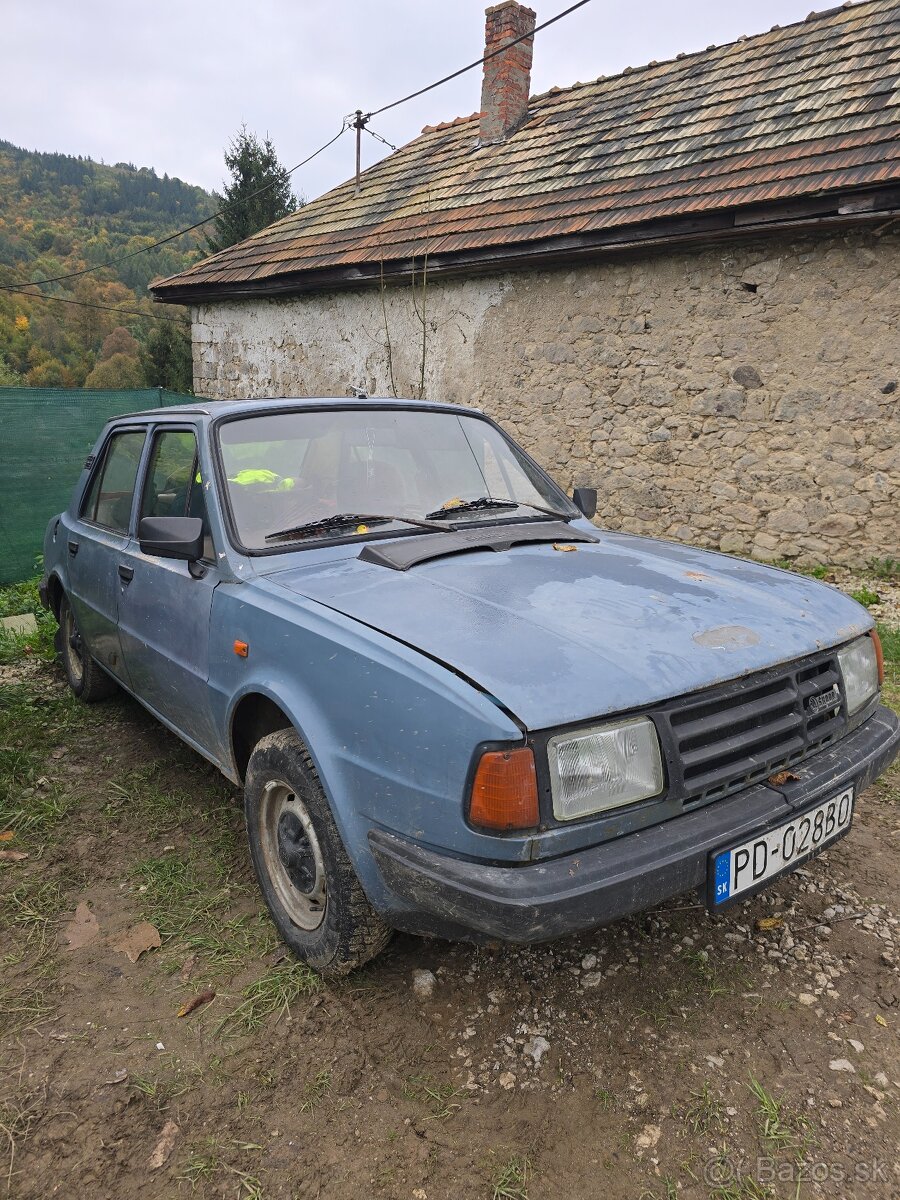 ŠKODA 120L