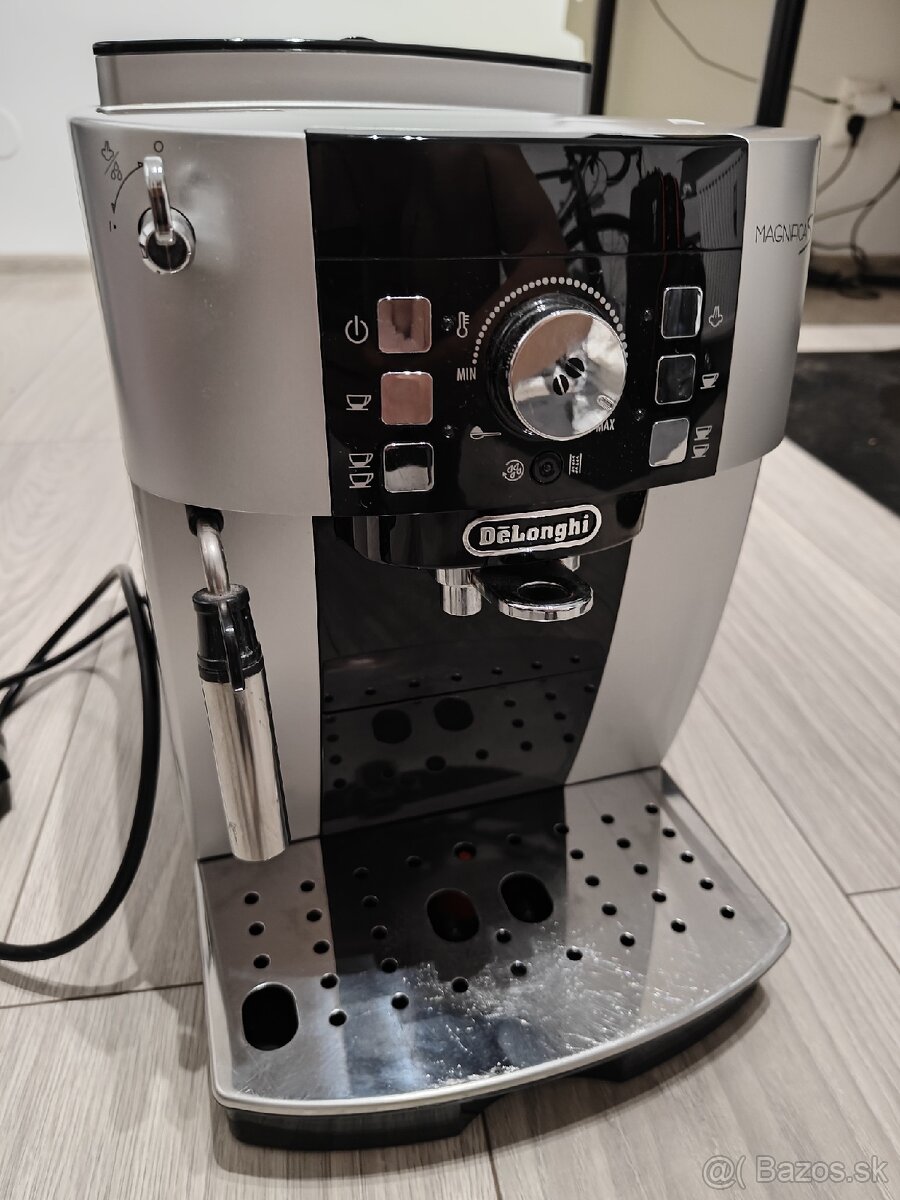 Delonghi Magnifica S