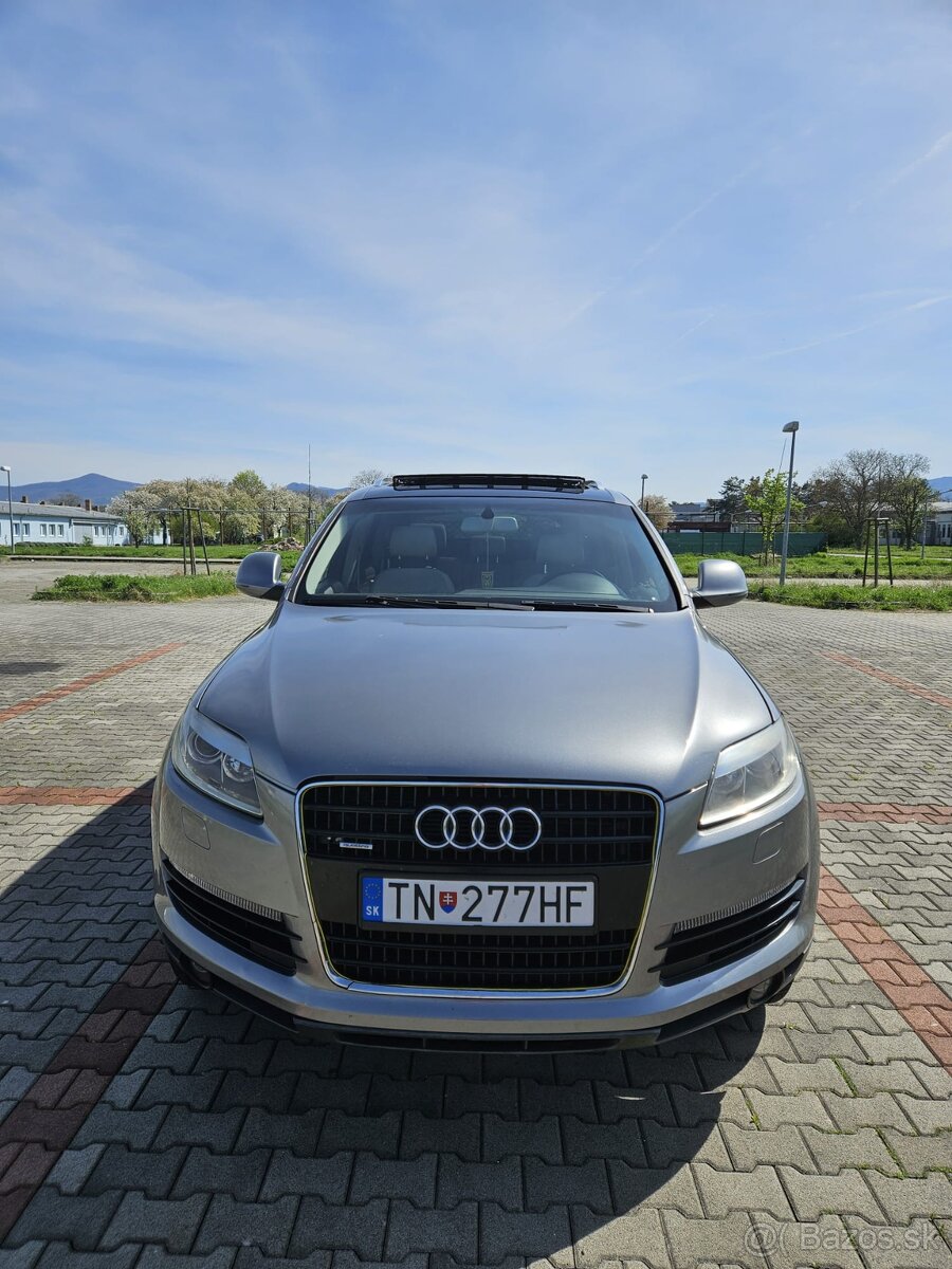 Znížená cena - Audi Q7 3,0 TDI