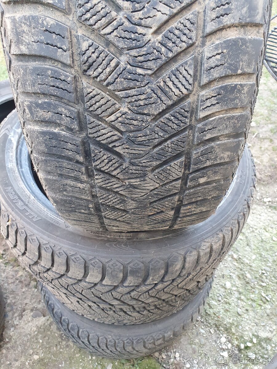 Predám zimné Maxxis 245/45/R18