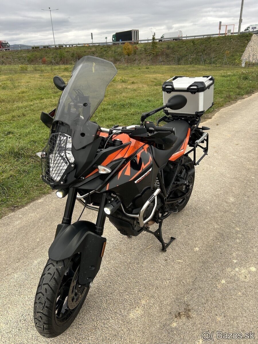 KTM