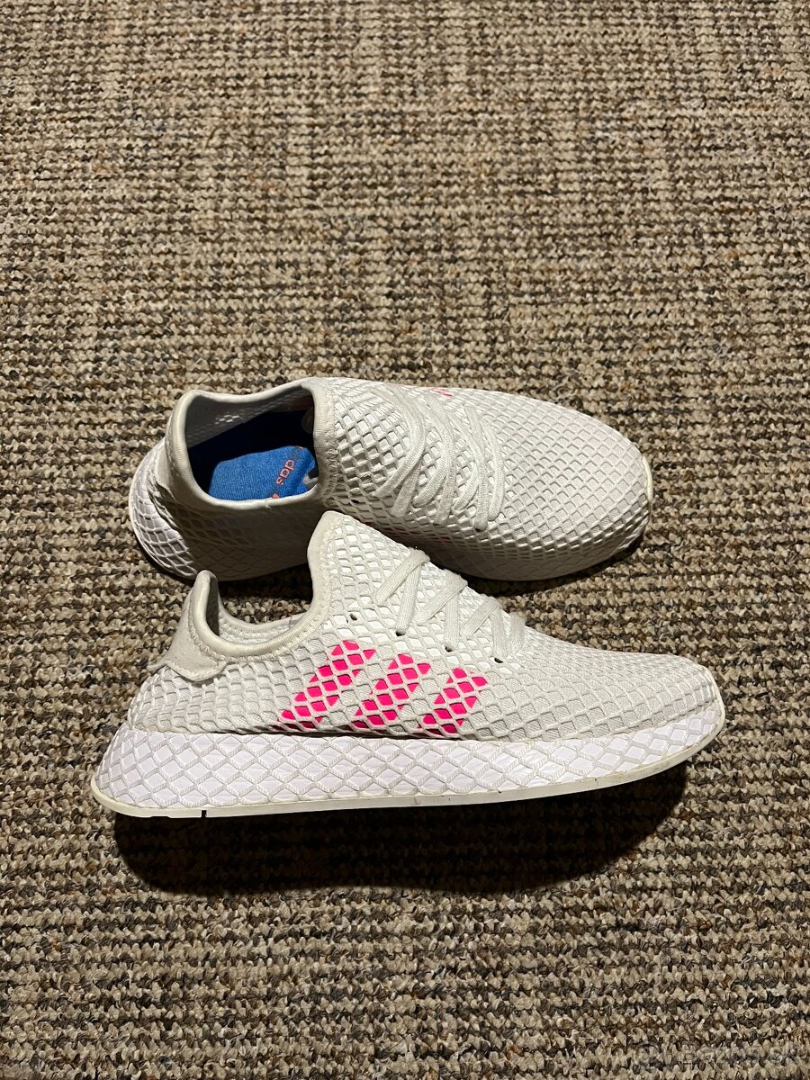 12x Dámské sportovní tenisky Adidas Deerupt (2)