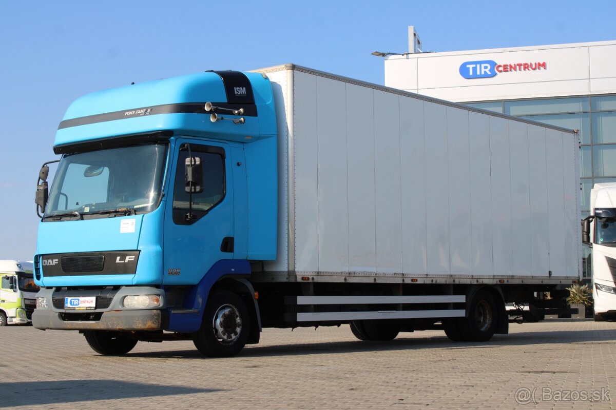 DAF FA LF 45.220 E12, SPACÍ NÁSTAVBA