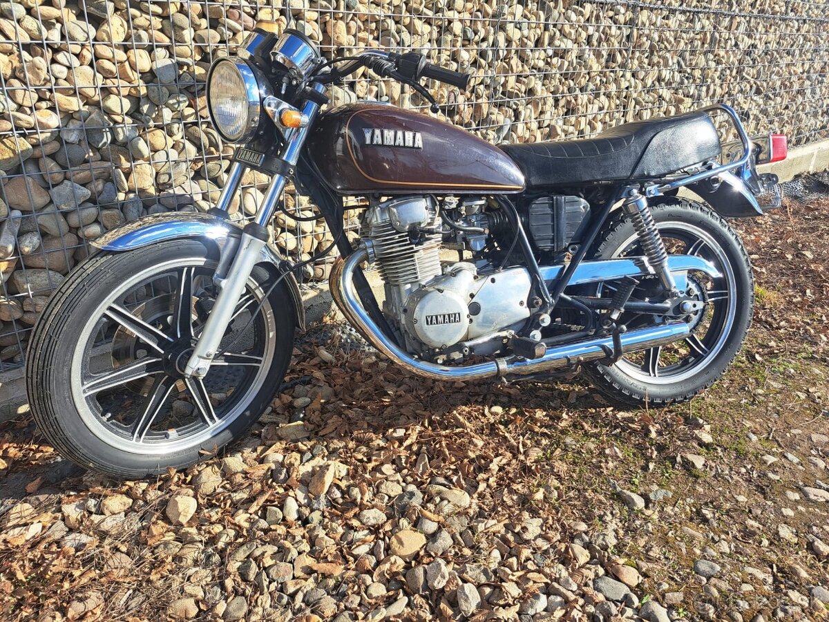 Yamaha xs400