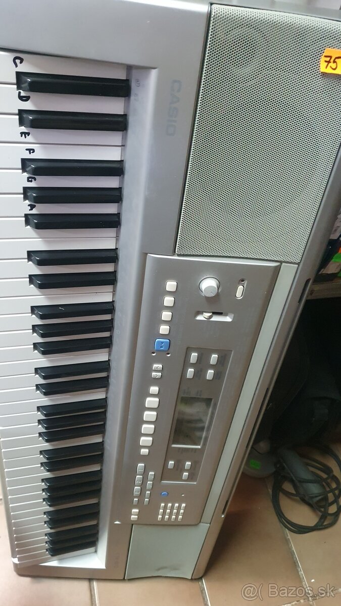 Keyboard casio