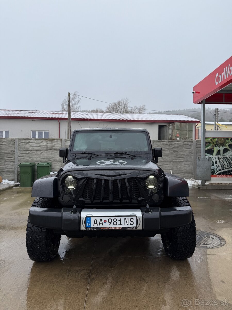 Jeep Wrangler Sahara Unlimited