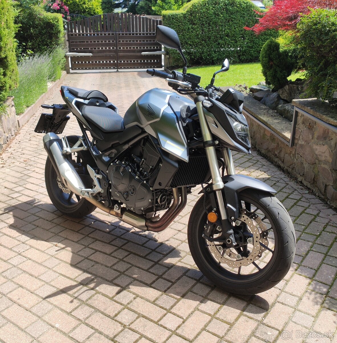 Honda Hornet 750 2023