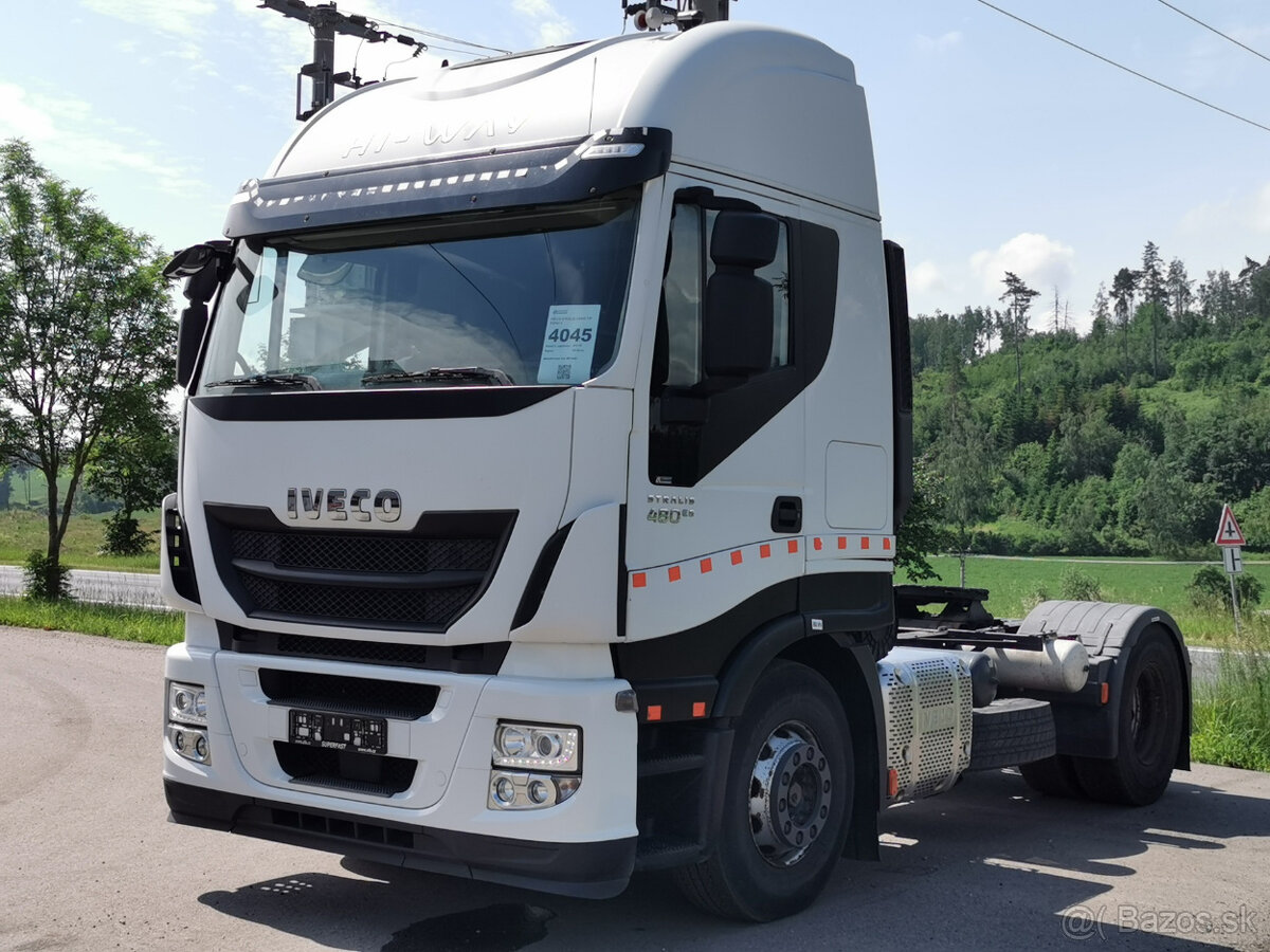 Prodám tahač návěsů IVECO STRALIS AS440 T48 EURO 6 RETARDÉR