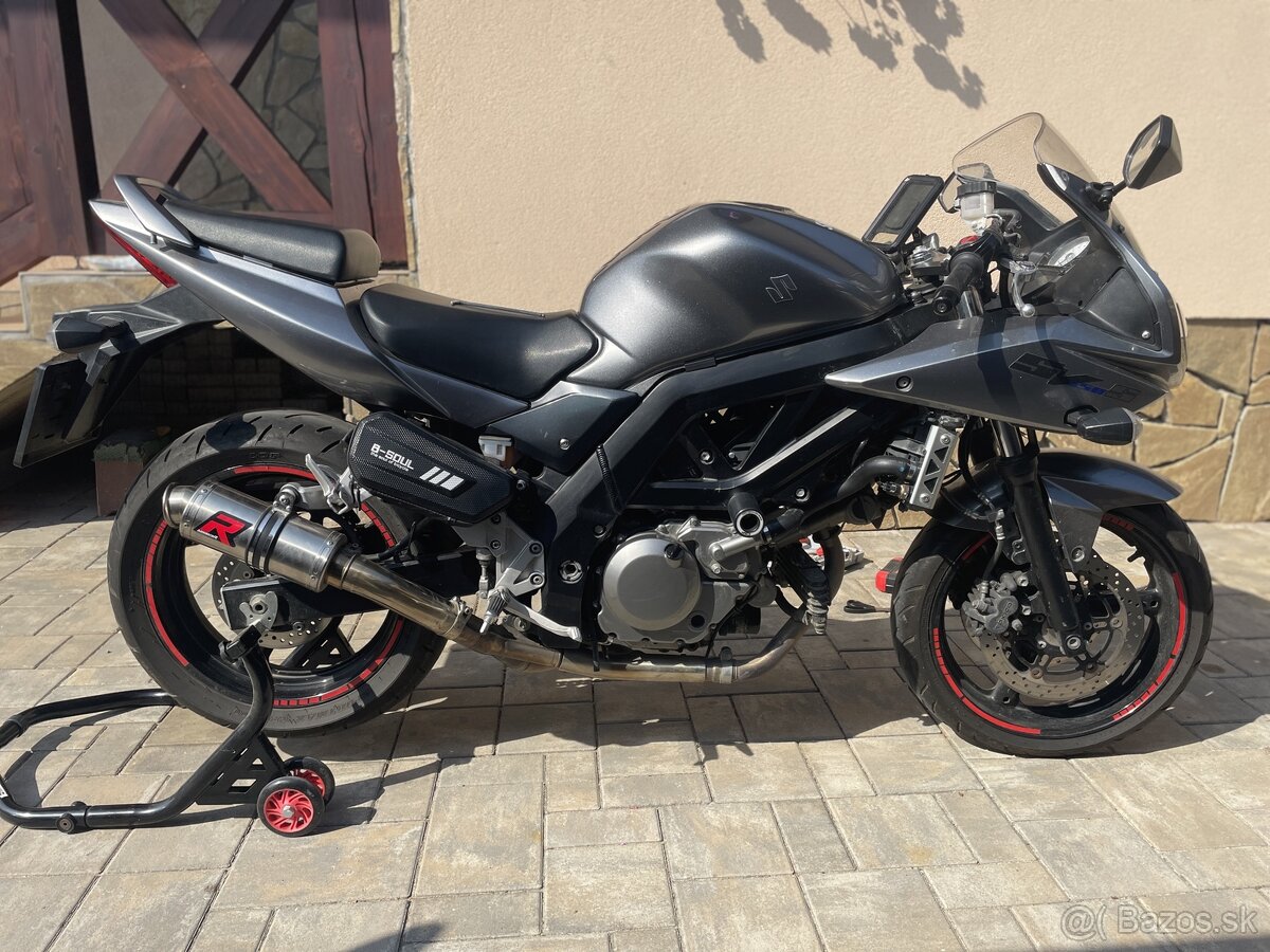 Suzuki sv650s 2011