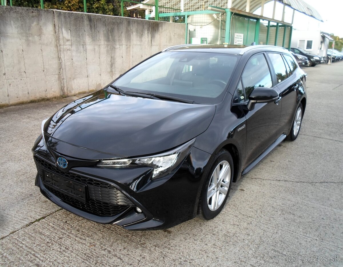 Toyota Corolla Combi kamera,navi,tempomat,LED